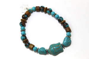 Serenity's Embrace: Howlite Buddha Stretch Bracelet